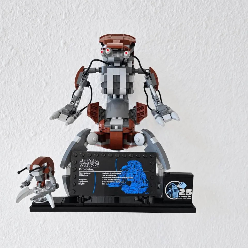 Droideka (75381) — tray wall mount