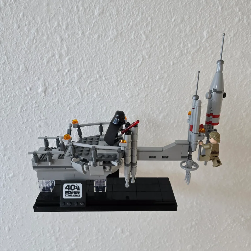 Bespin Duel (75294) — tray wall mount