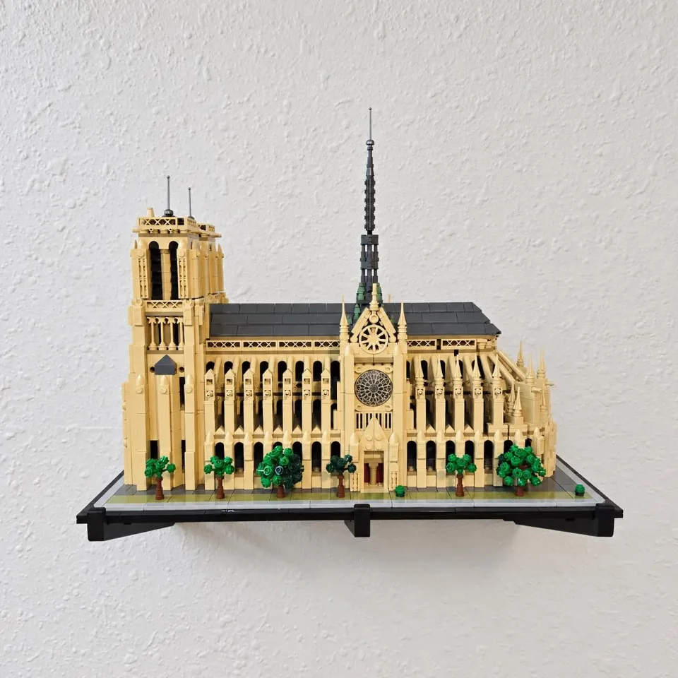 Notre-Dame de Paris (21061) — wall mount