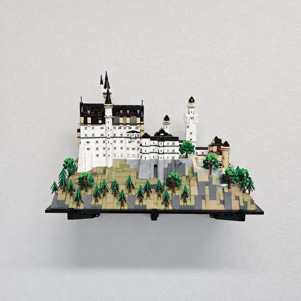 Neuschwanstein Castle (21063) — wall mount
