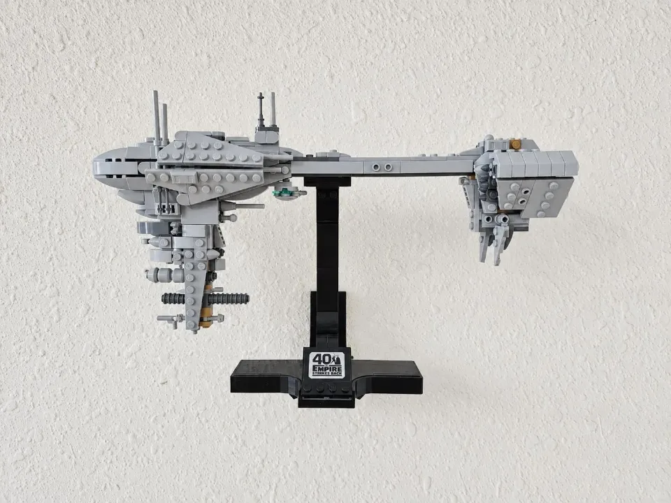 Wall Mount for LEGO® Nebulon-B Frigate™ (77904)