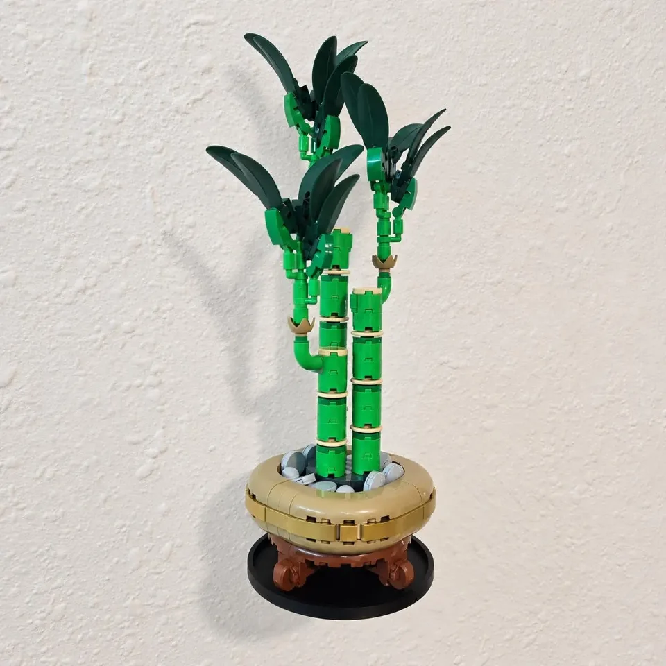 Wall Mount for LEGO® Lucky Bamboo (10344)