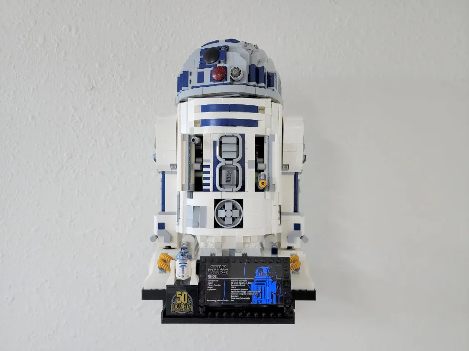 Wall Mount for LEGO® R2-D2™ (75308)