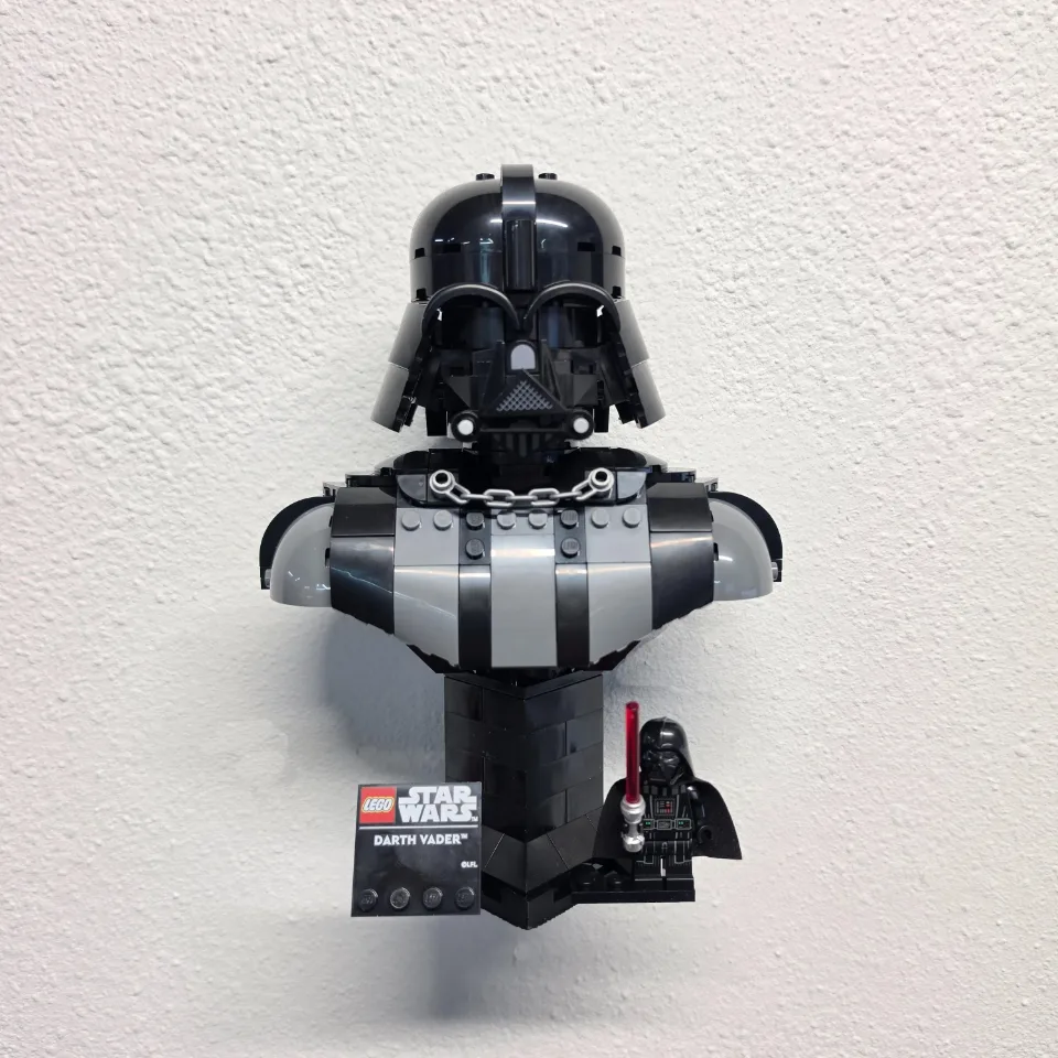 Wall Mount for LEGO® Darth Vader™ Bust (75439)