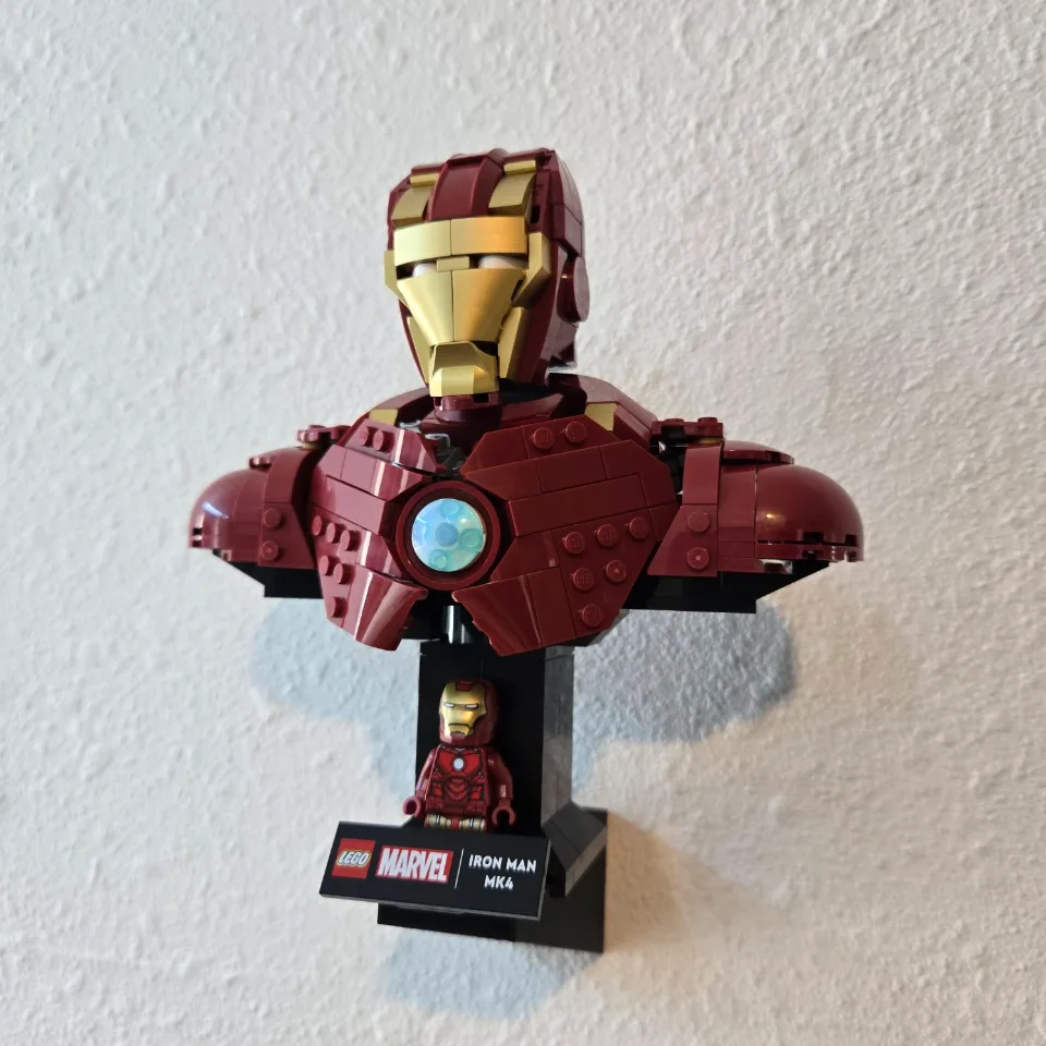 Wall Mount for LEGO® Iron Man MK4 Bust (76327)