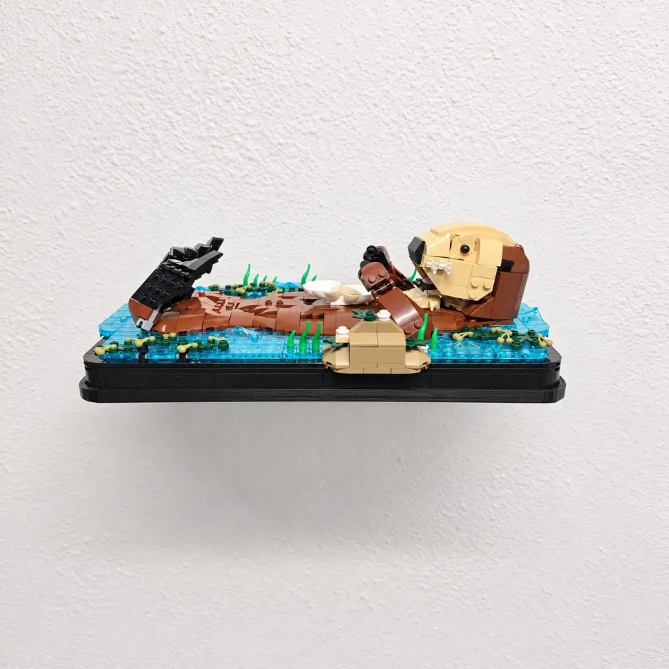 Wall Mount for LEGO® Floating Sea Otters (21366)