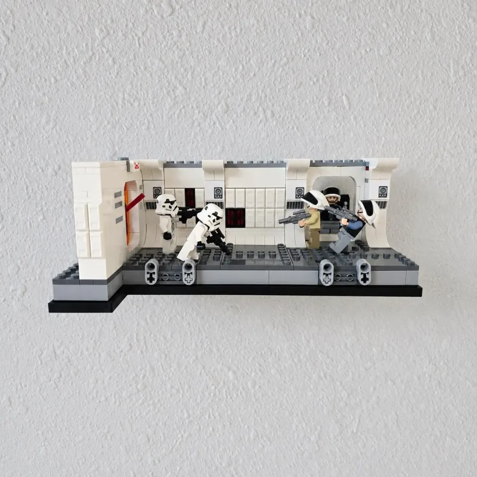 Wall Mount for LEGO® Boarding the Tantive IV™ (75387)
