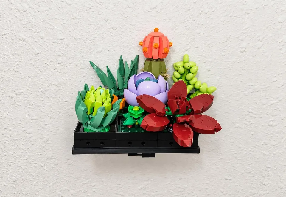 Wall Mount for LEGO® Icons™ Succulents (10309)